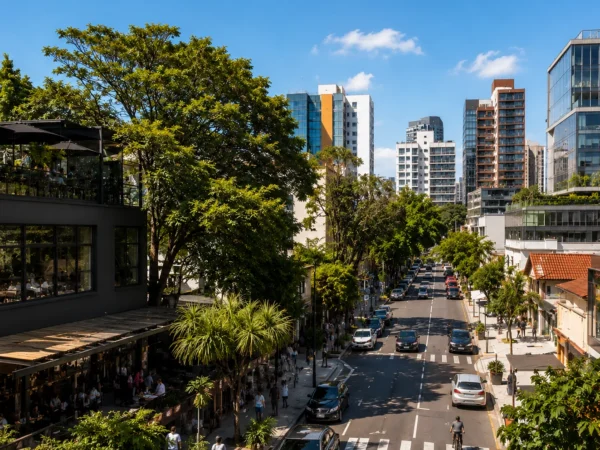Pinheiros: por que o bairro segue valorizando